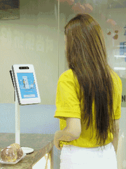 消費者使用蜻蜓刷臉支付付款